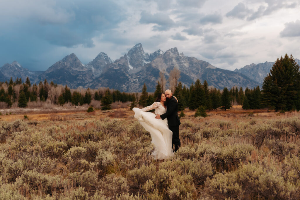 romantic bridal portraits Schwabacher Landing Wyoming